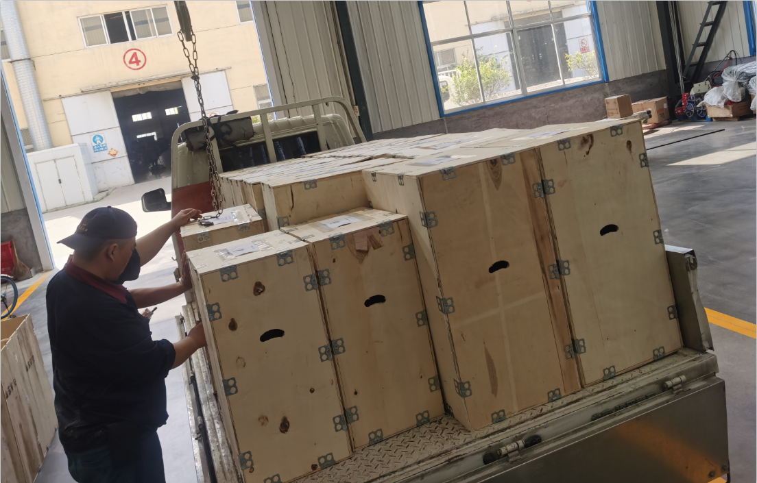 山東礦安一批氣動隔膜泵發(fā)往甘肅蘭州