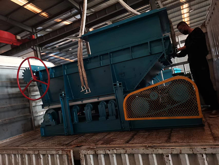 山東礦安機(jī)電生產(chǎn)的甲帶給煤機(jī)發(fā)往山西忻州