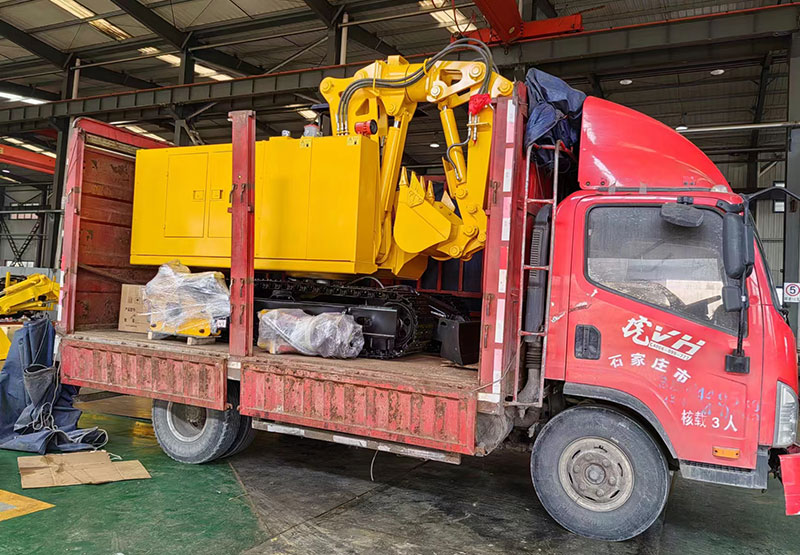 礦安機(jī)電自主研發(fā)生產(chǎn)的液壓挖掘機(jī)專(zhuān)車(chē)發(fā)貨